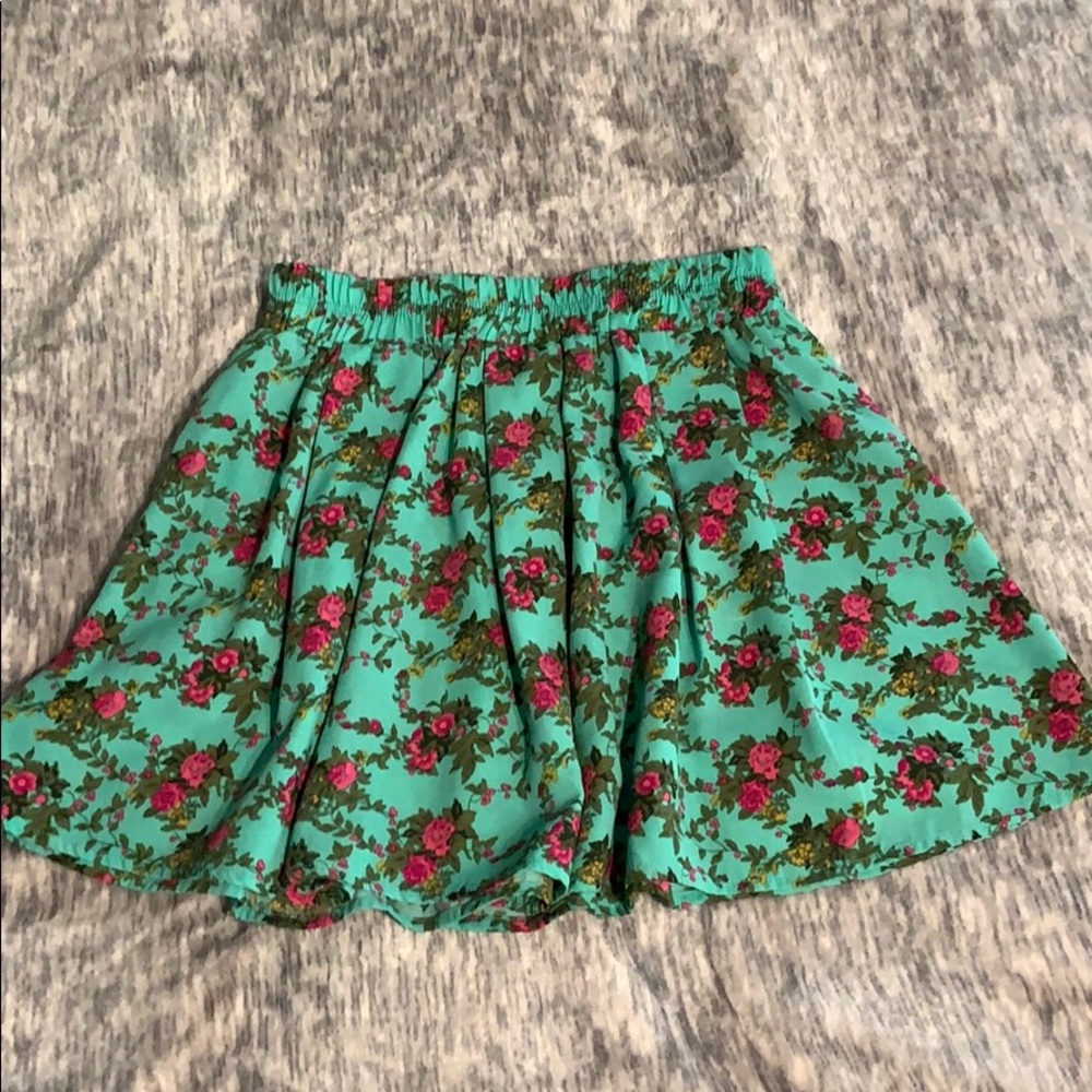 Forever 21 floral skirt